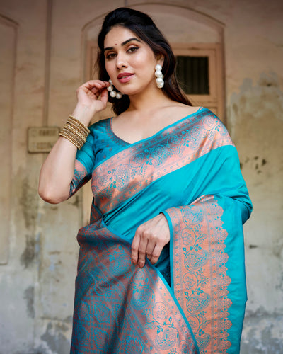 Sumptuous Firozi Pure Kanjivaram Silk Saree With Attractive Blouse Piece