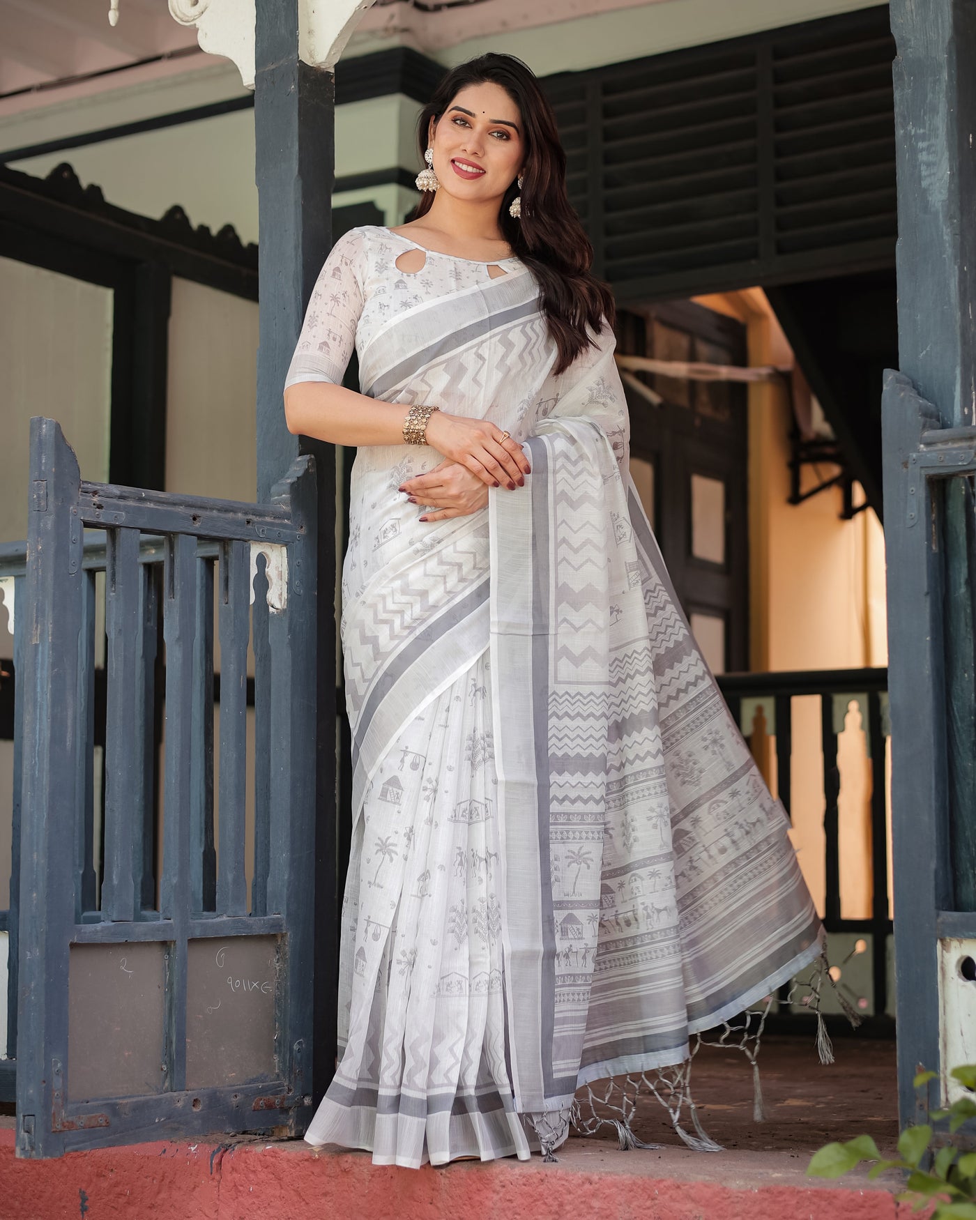 Elegant Pure Cotton Linen Saree with Intricate Grey and White Pattern, Complete with Blouse and Tassels