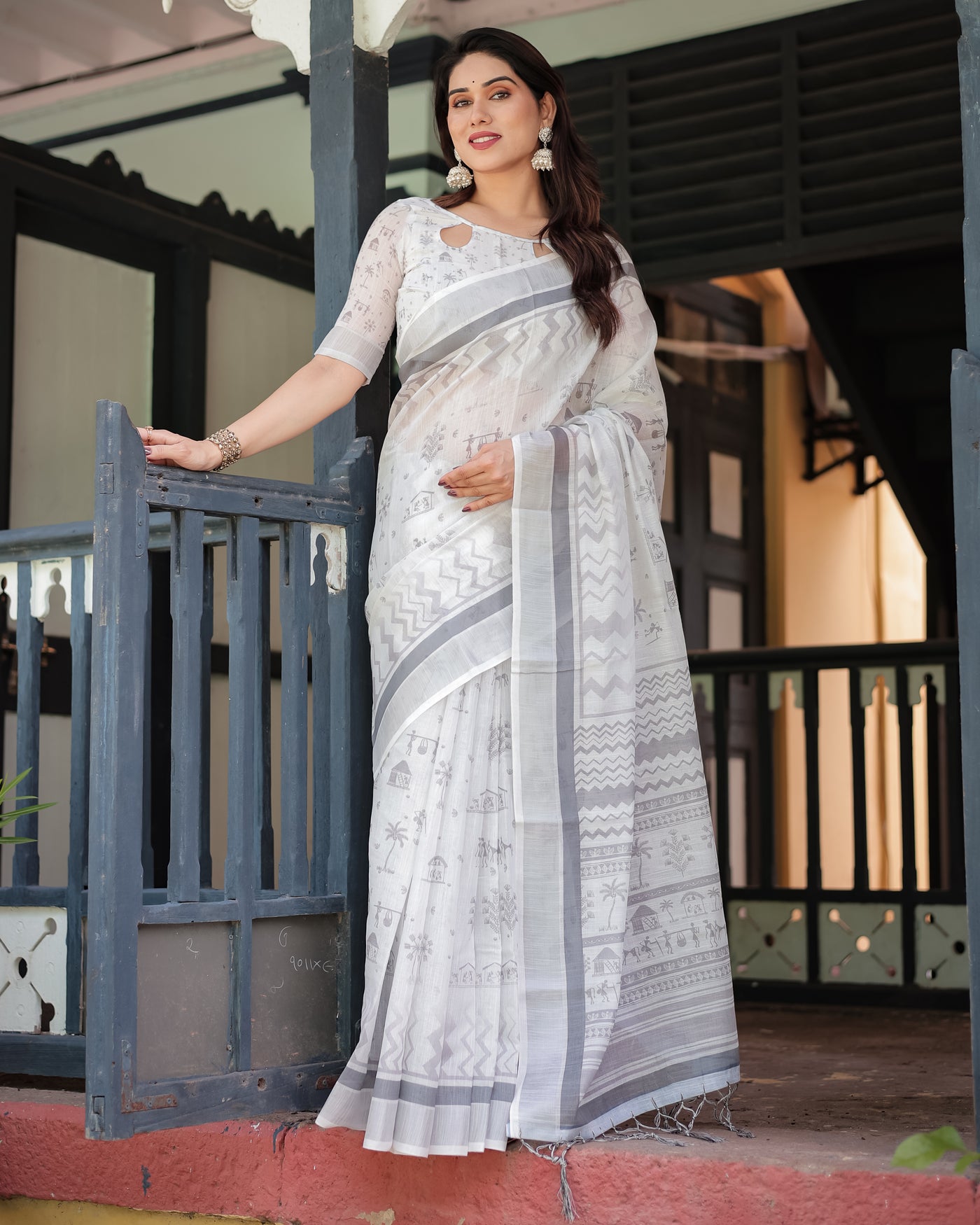 Elegant Pure Cotton Linen Saree with Intricate Grey and White Pattern, Complete with Blouse and Tassels