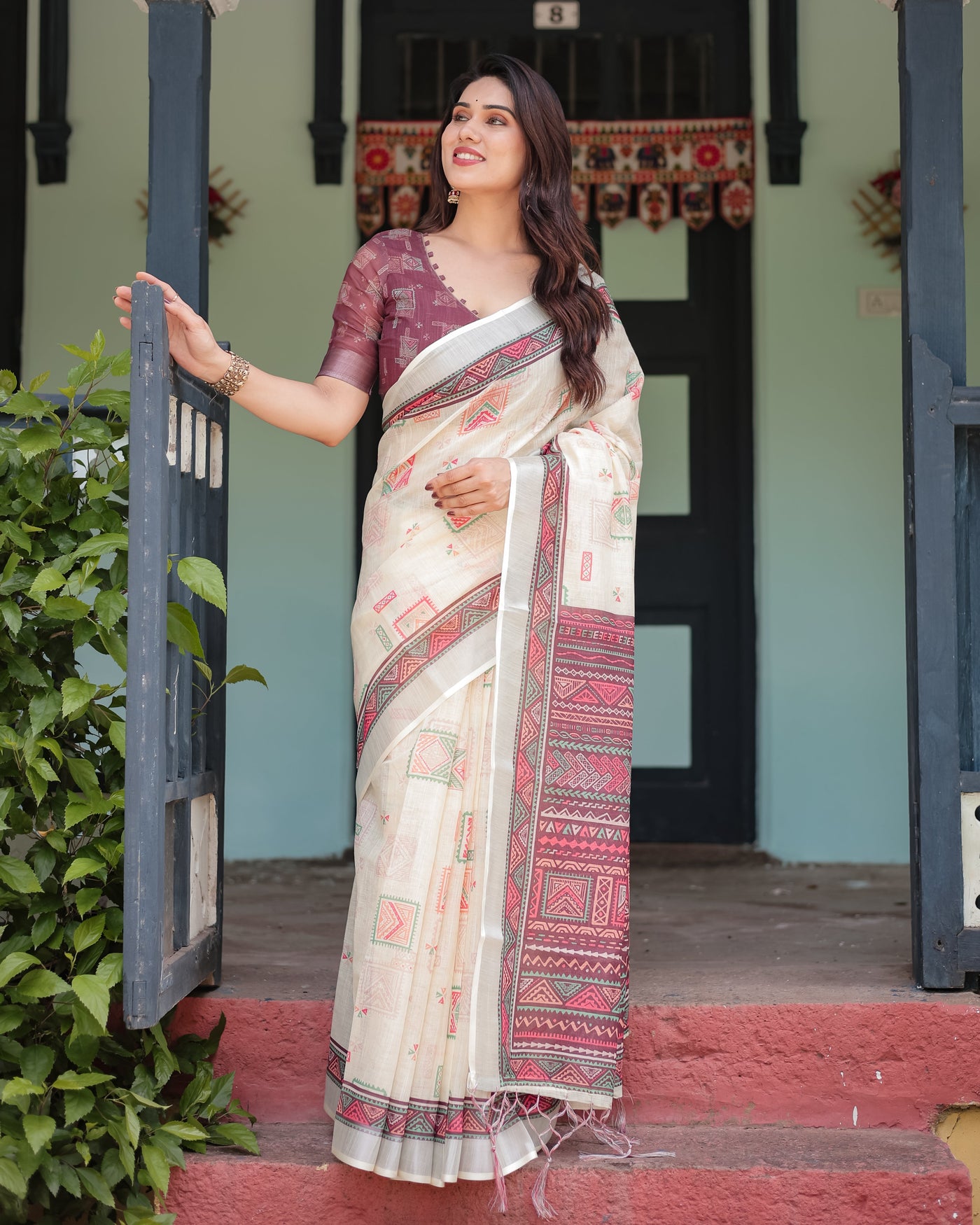 Off-white Pure Cotton Linen Saree with Intricate Geometric Pattern and Tassels on Edges