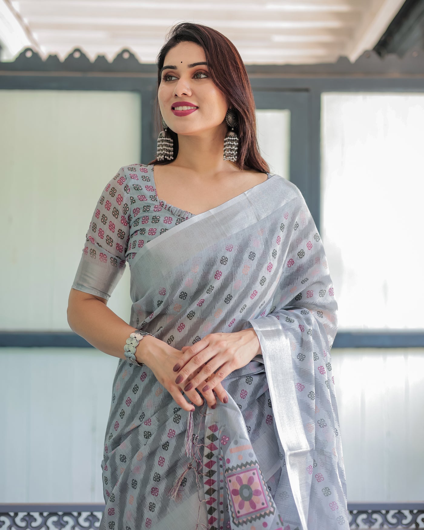 Grey Pastel Geometric & Floral Print Pure Cotton Linen Saree with Blouse and Tassels