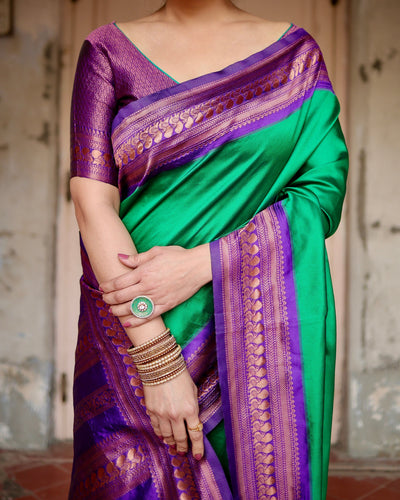 Pure Banarasi Silk Saree Weaved With Zari Comes With Heavy Banarasi Brocade Blouse