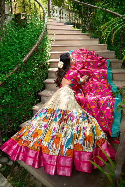 Ivory & Fuchsia Pink Kalamkari Dola Silk Lehenga Set – A Blend of Art & Tradition