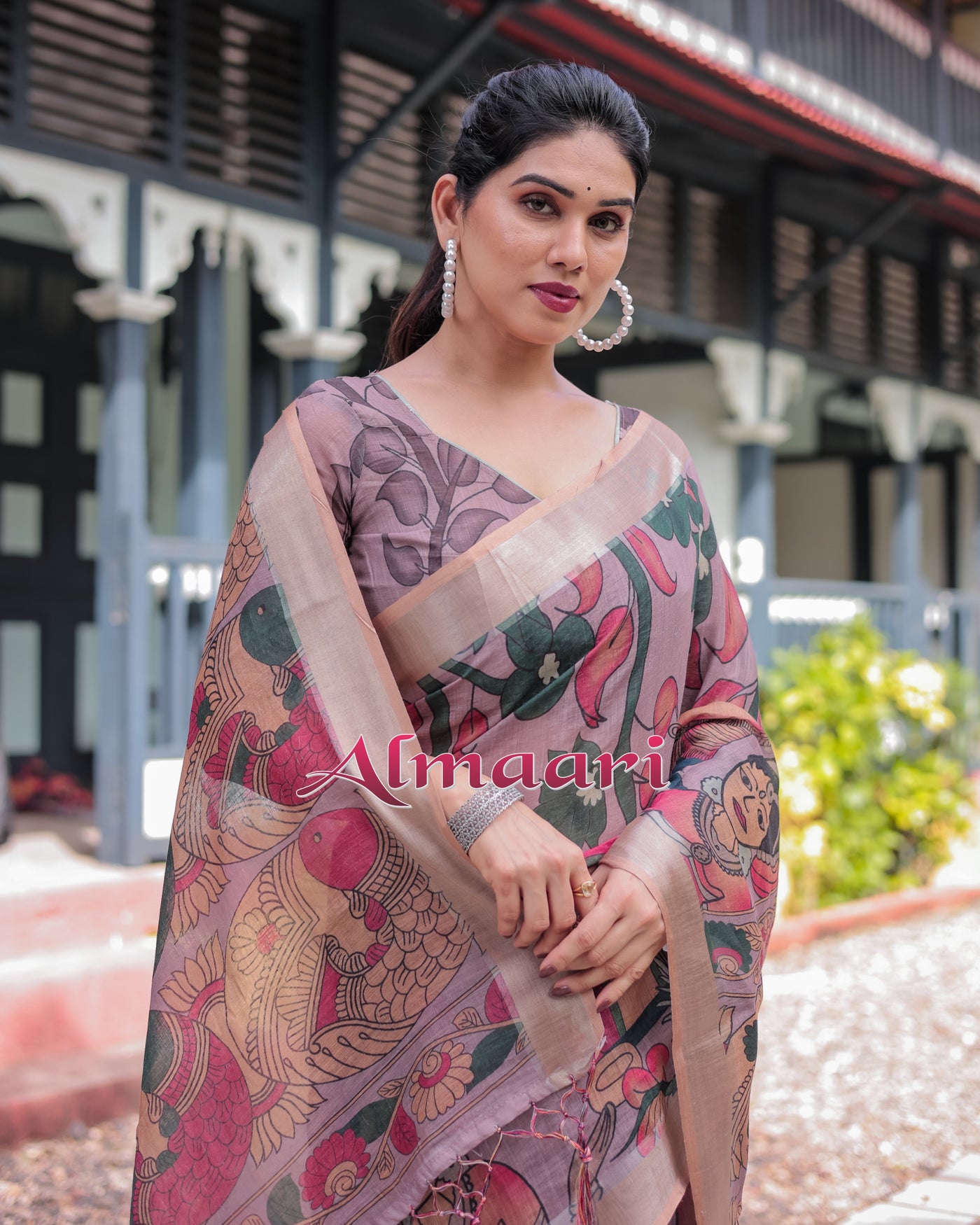 Pure Cotton Linen Saree Weaved With  Zari Comes With Tassels