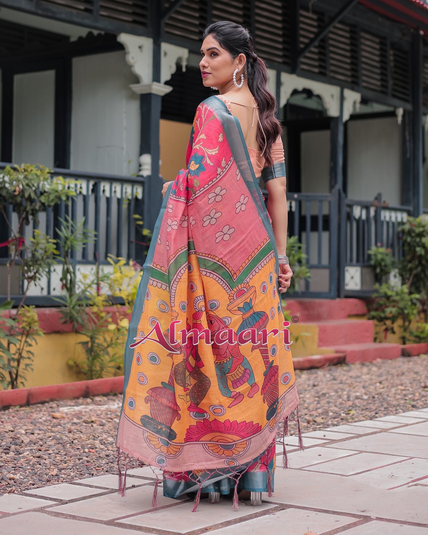 Pure Cotton Linen Saree Weaved With  Zari Comes With Tassels