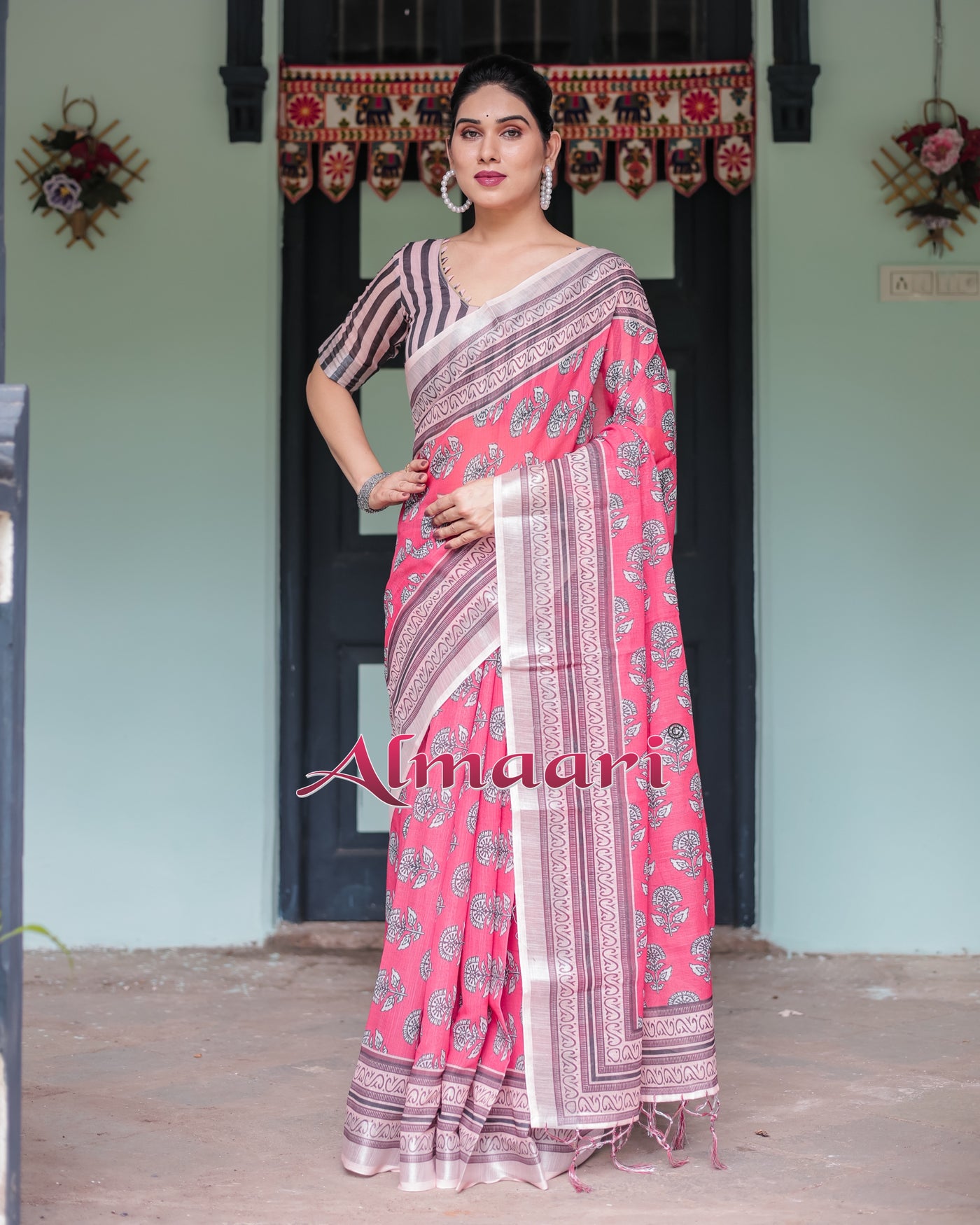 Pure Cotton Linen Saree Weaved With  Zari Comes With Tassels