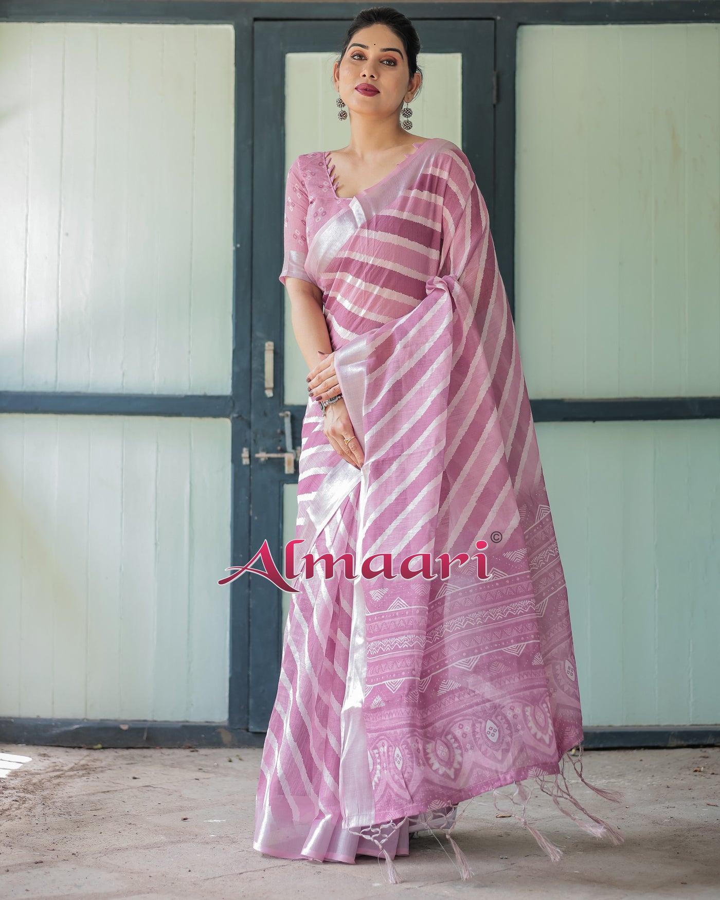 Pure Cotton Linen Saree Weaved With  Zari Comes With Tassels