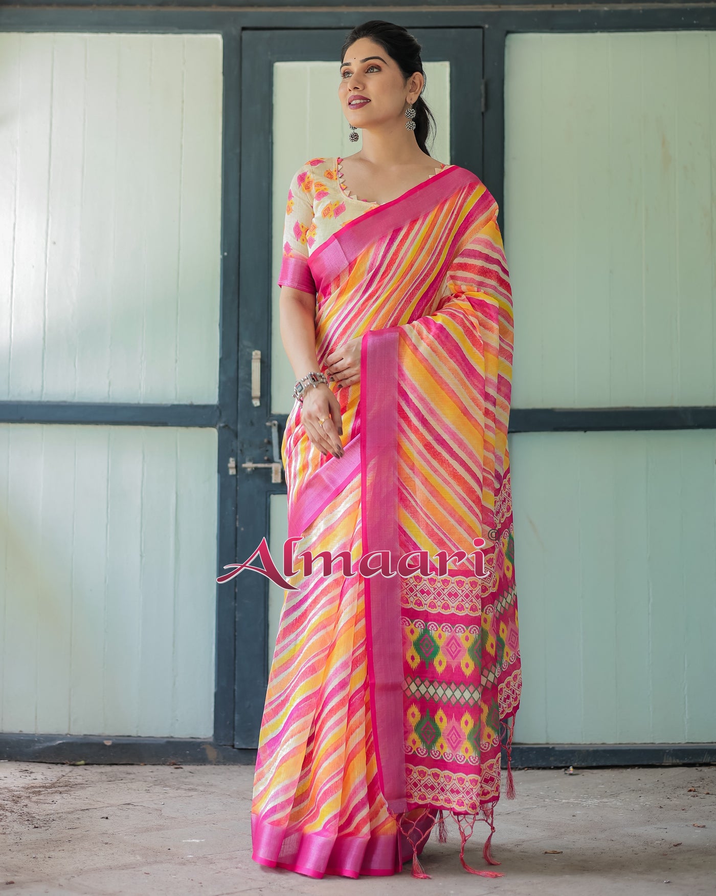 Pure Cotton Linen Saree Weaved With  Zari Comes With Tassels