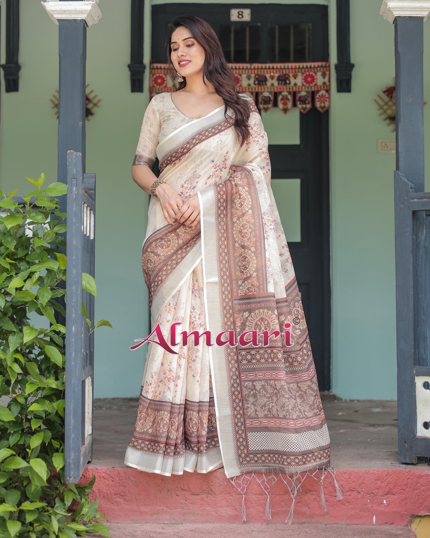 Pure Cotton Linen Saree Weaved With  Zari Comes With Tassels