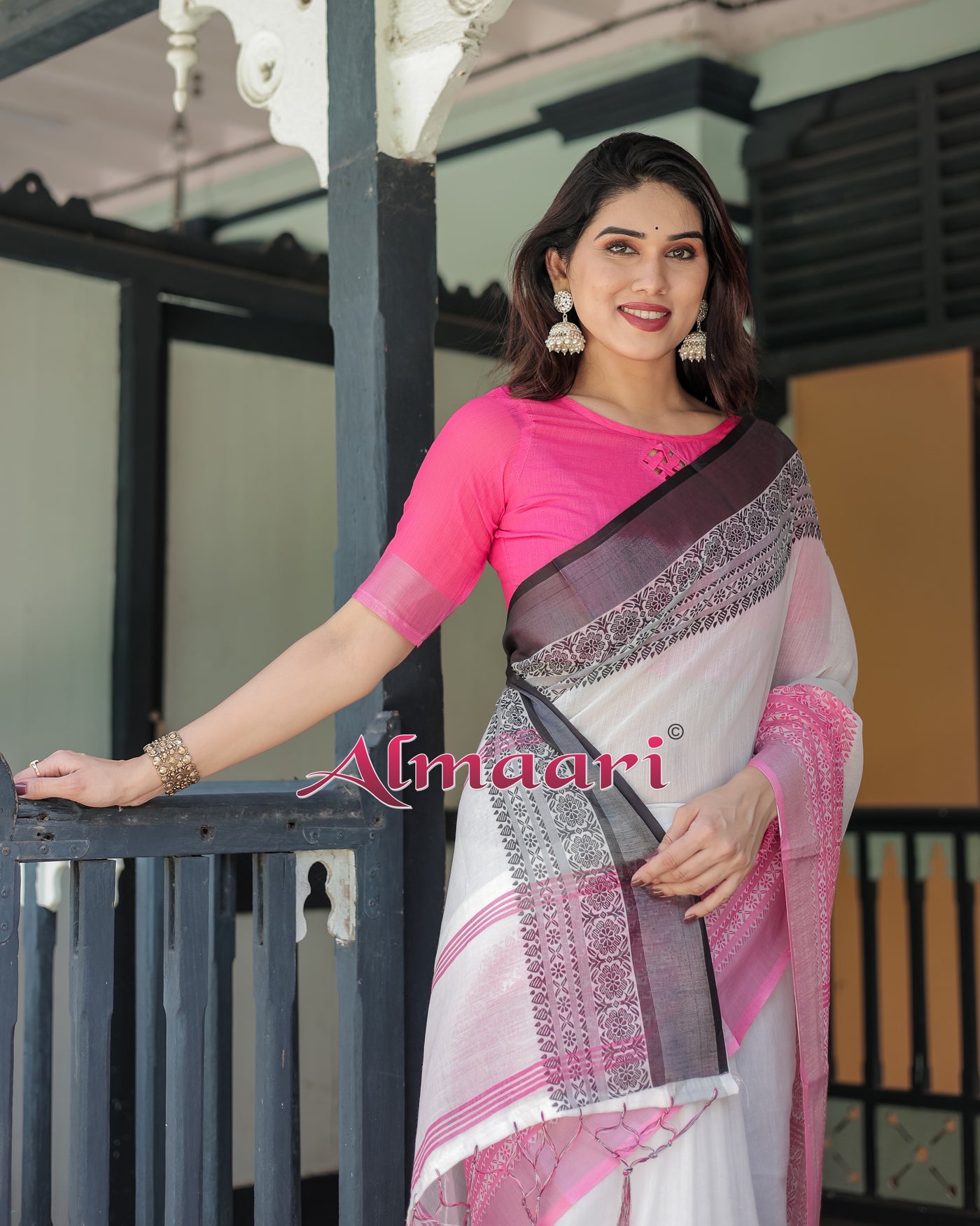 Pure Cotton Linen Saree Weaved With  Zari Comes With Tassels