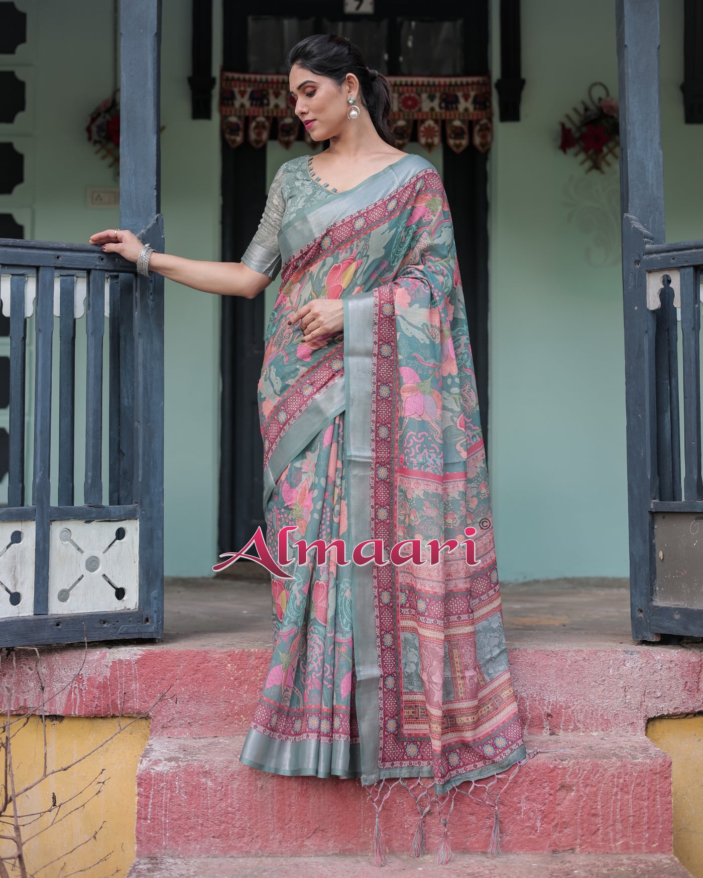 Pure Cotton Linen Saree Weaved With  Zari Comes With Tassels