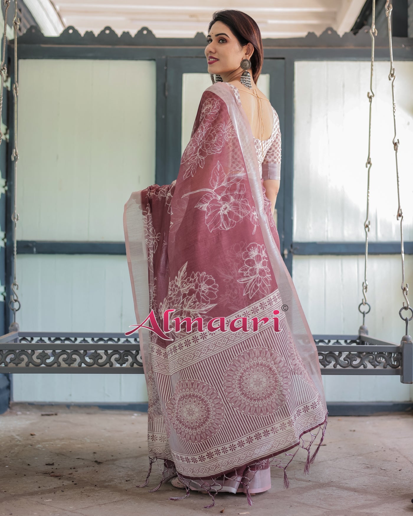 Pure Cotton Linen Saree Weaved With  Zari Comes With Tassels