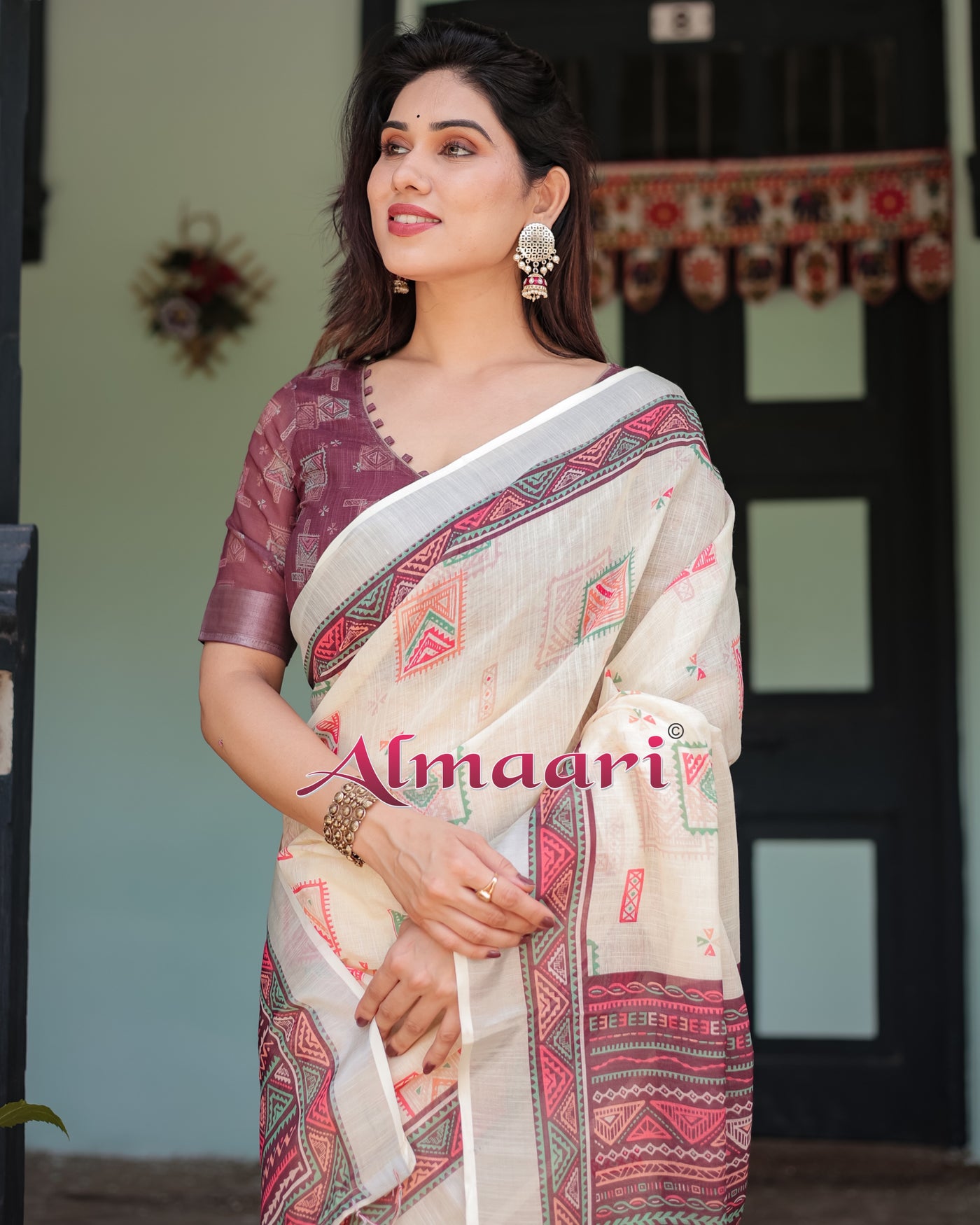 Pure Cotton Linen Saree Weaved With  Zari Comes With Tassels