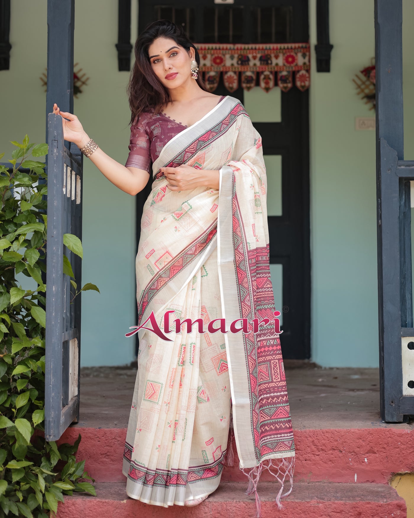 Pure Cotton Linen Saree Weaved With  Zari Comes With Tassels