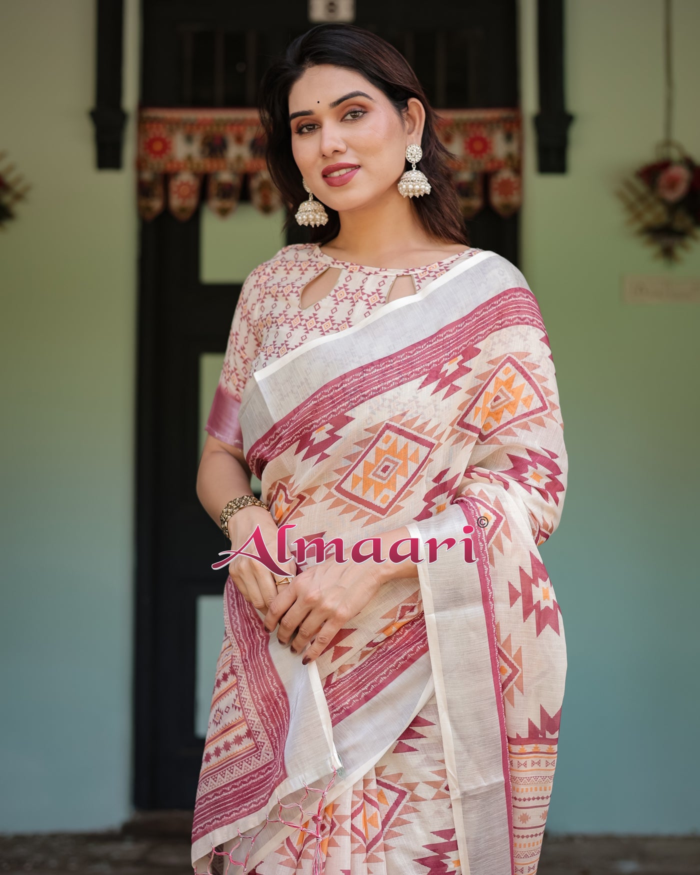 Pure Cotton Linen Saree Weaved With  Zari Comes With Tassels