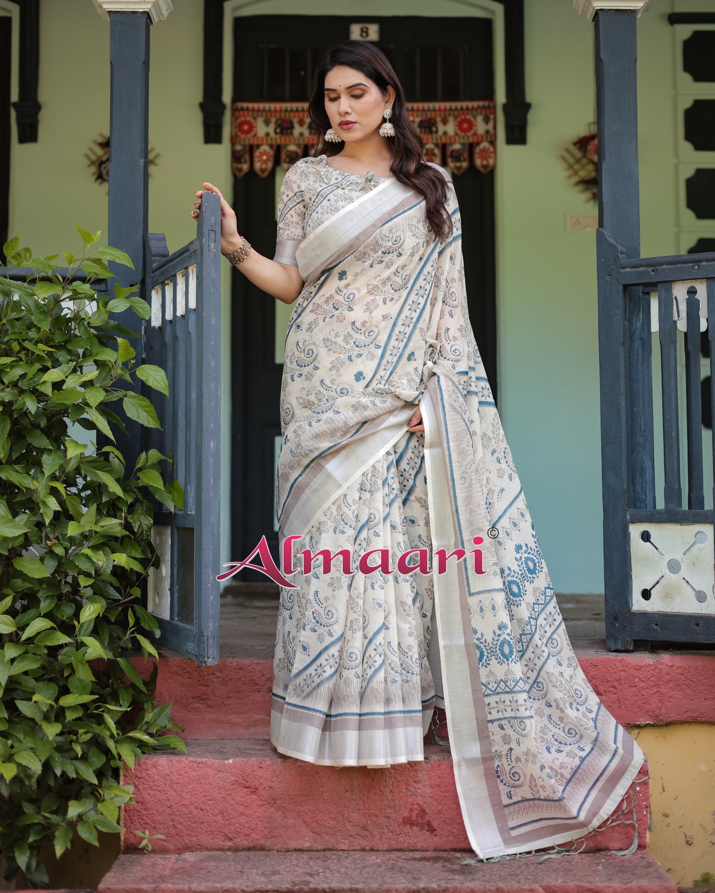 Pure Cotton Linen Saree Weaved With  Zari Comes With Tassels