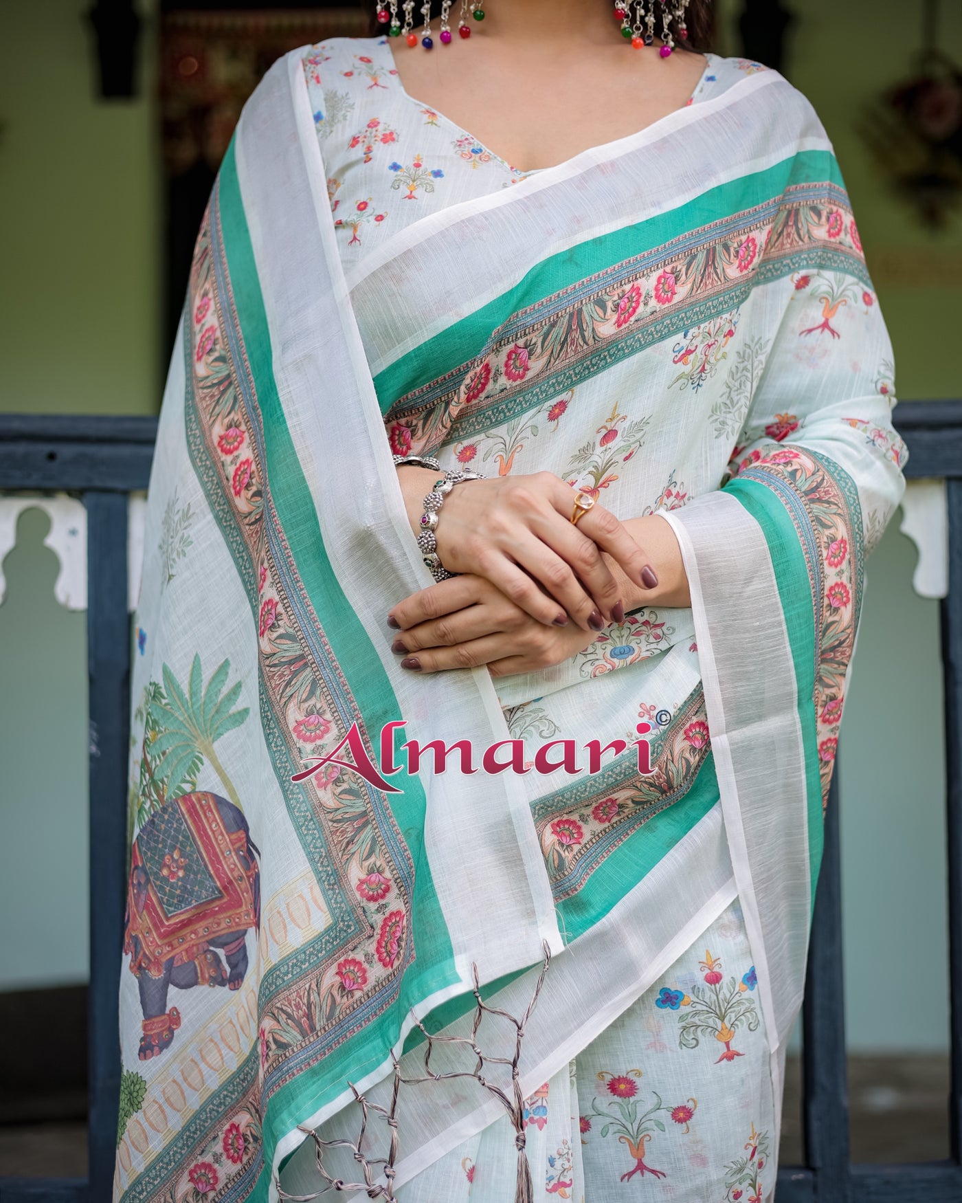 Pure Cotton Linen Saree Weaved With  Zari Comes With Tassels