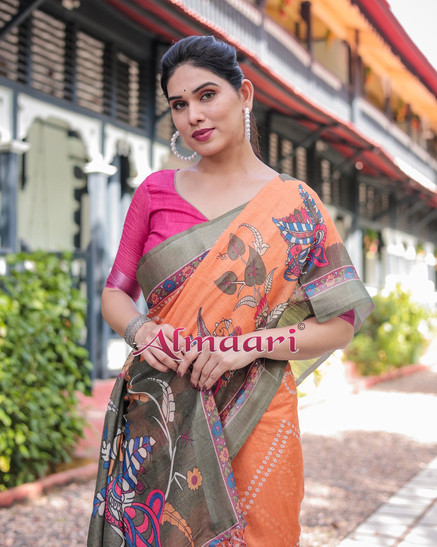 Pure Cotton Linen Saree Weaved With  Zari Comes With Tassels