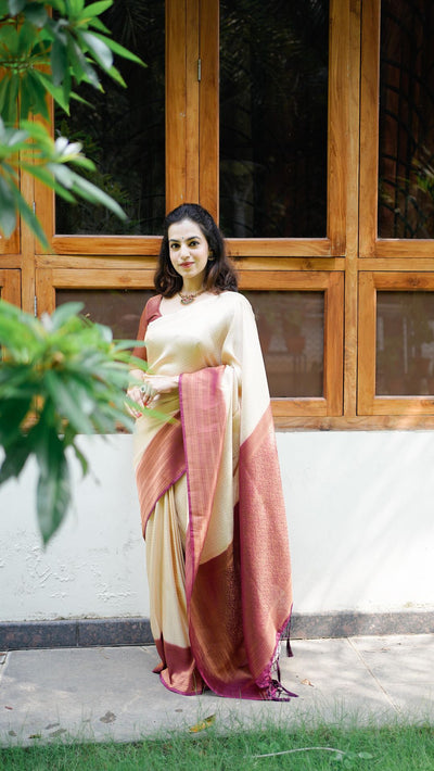Snazzy Cream With Maroon Pure Kanjivaram Silk With Confounding Blouse Piece