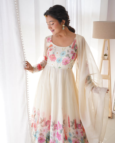 Timeless Floral Printed Organza Anarkali Suit Set – Perfect for the Festive and Wedding Season