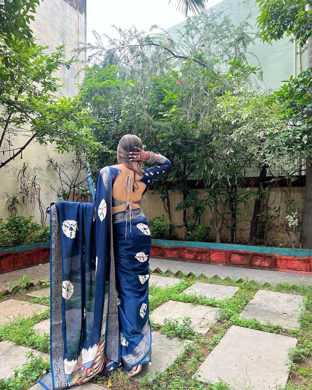 Royal Blue Pure Silk Digital Print Saree with Blouse and Intricate Motif Design, Tassels on Edges