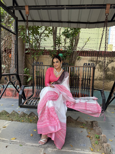 Elegant White and Pink Pure Linen Digital Printed Saree with Black Border, Tassels, and Blouse Piece – Intricate Floral and Geometric Design