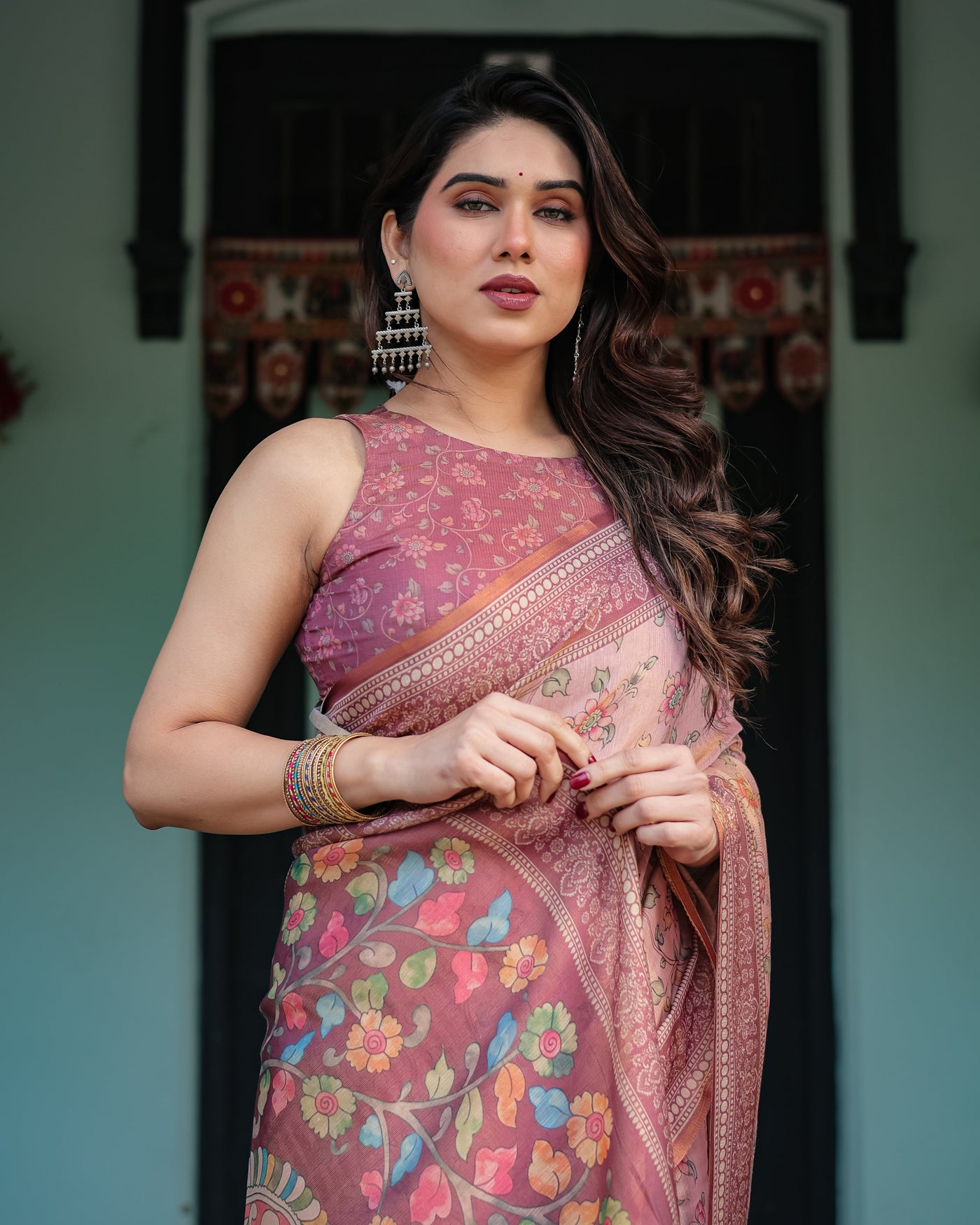 Blush Pink Handloom Cotton-Linen Saree with Floral Motifs and Artistic Pallu