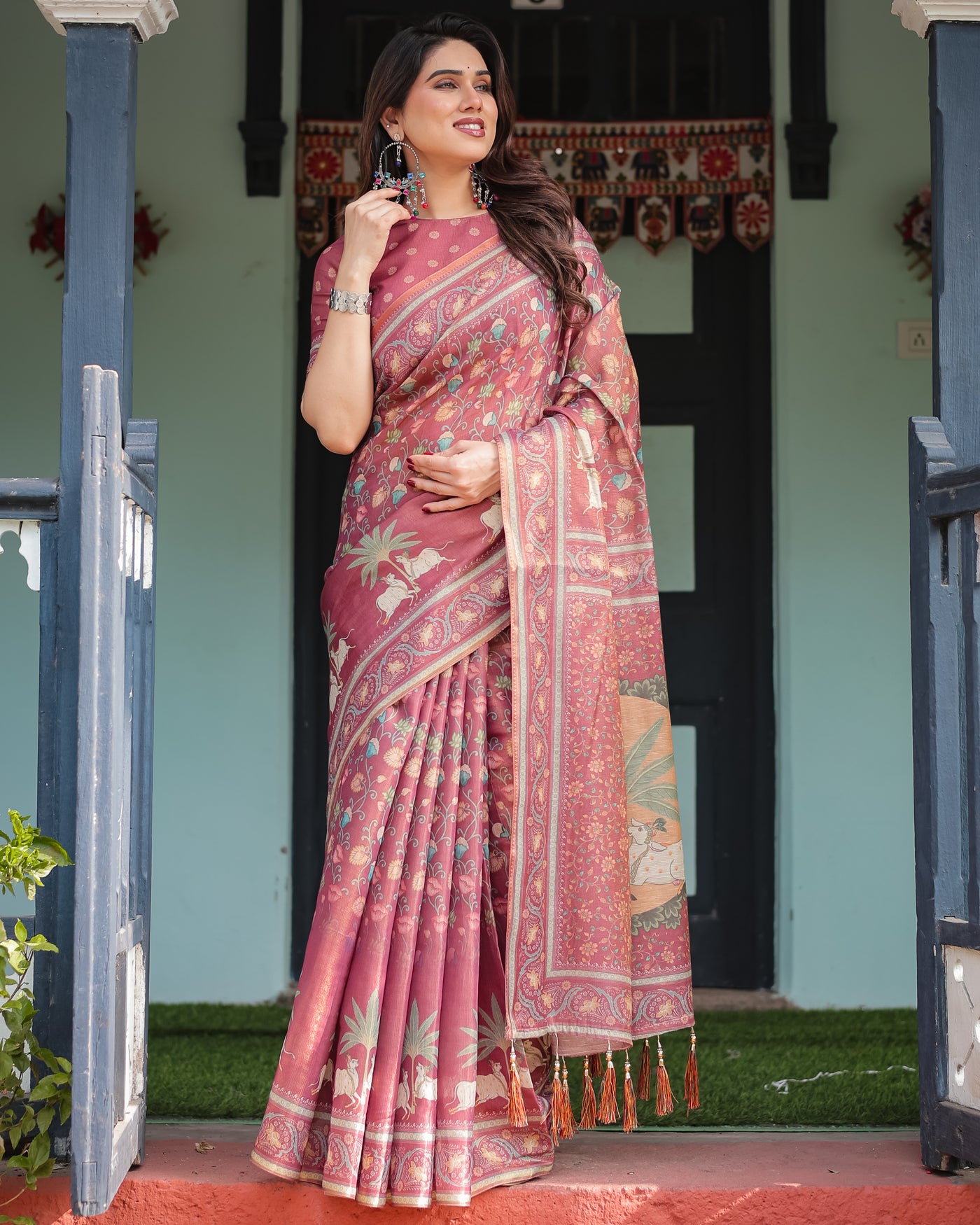 Mauve with Floral Motifs Linen Cotton Handloom Printed Saree, Pastoral Scene Pallu, and Tassels