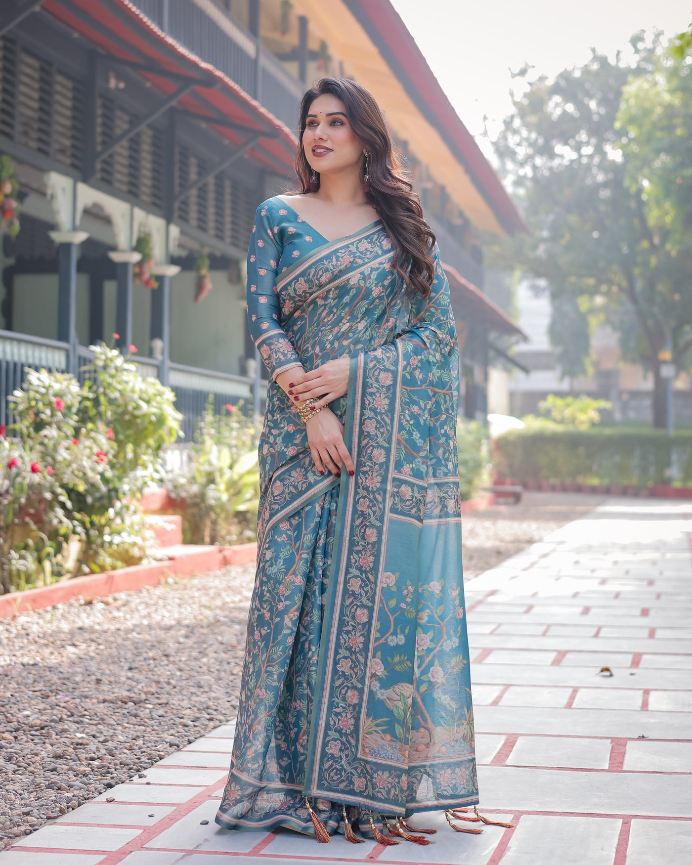 Elegant Aqua Blue Handloom Cotton-Linen Saree with Golden Zari Weave and Tassel Finish