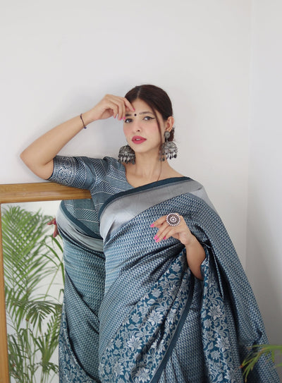 Aqua Blue Pure Kanjivaram Silk Saree With Twirling Blouse Piece - Almaari Fashion