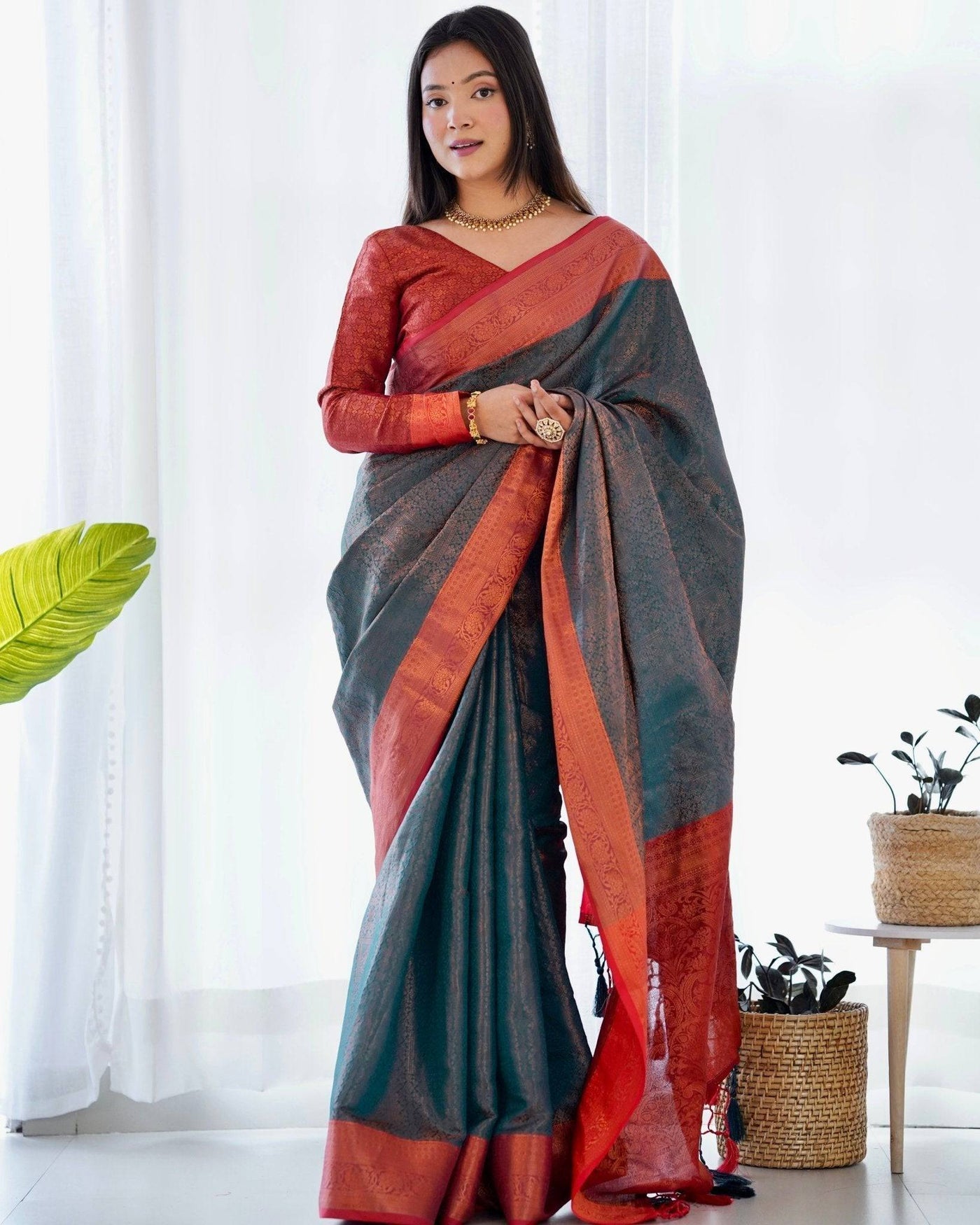 Pure Banarasi Silk Saree Weaved With Copper Zari