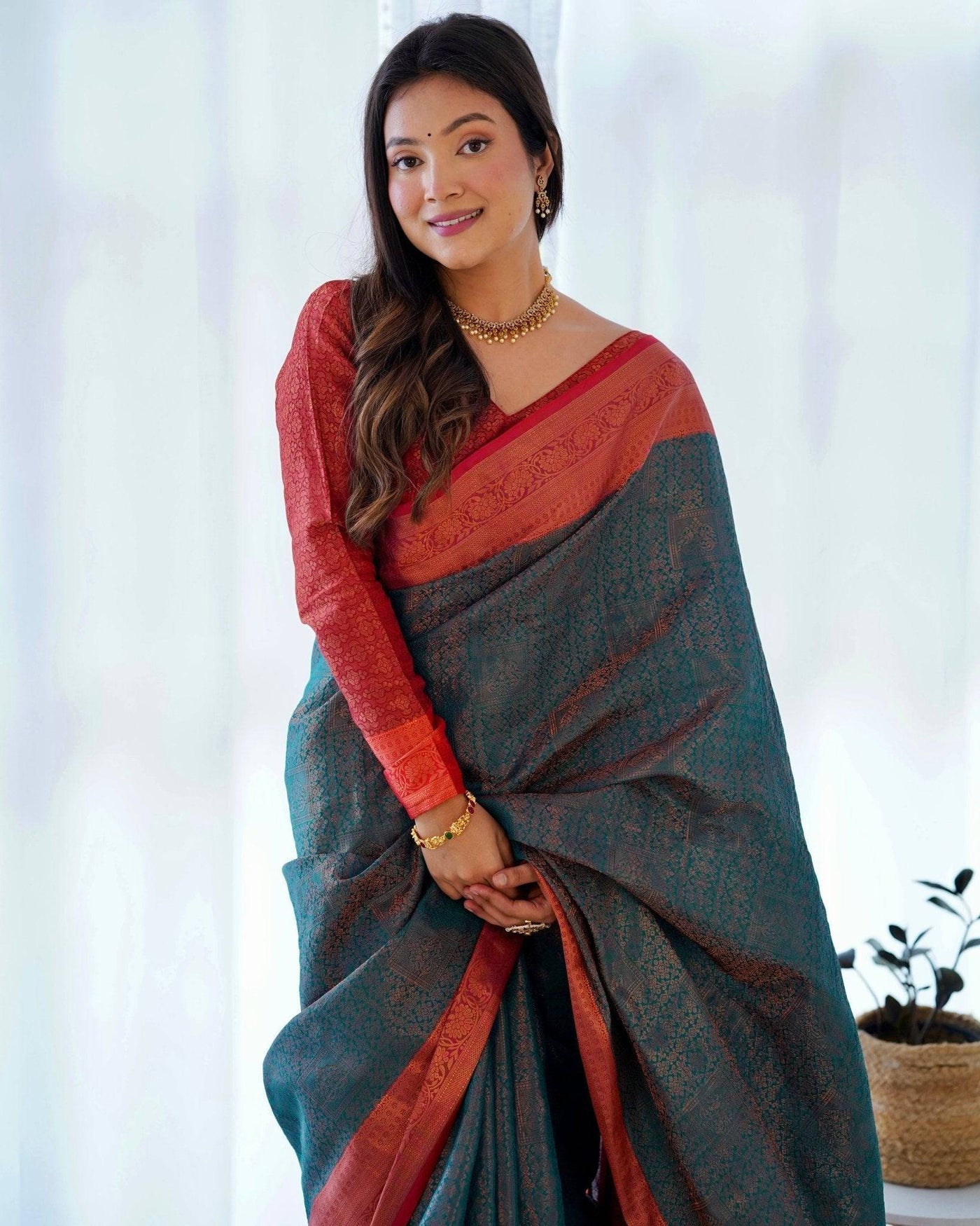 Pure Banarasi Silk Saree Weaved With Copper Zari