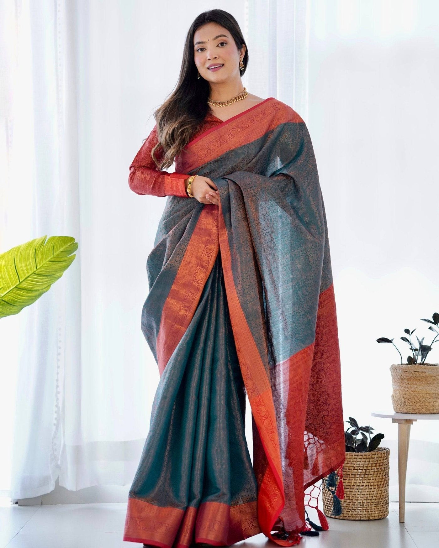 Pure Banarasi Silk Saree Weaved With Copper Zari