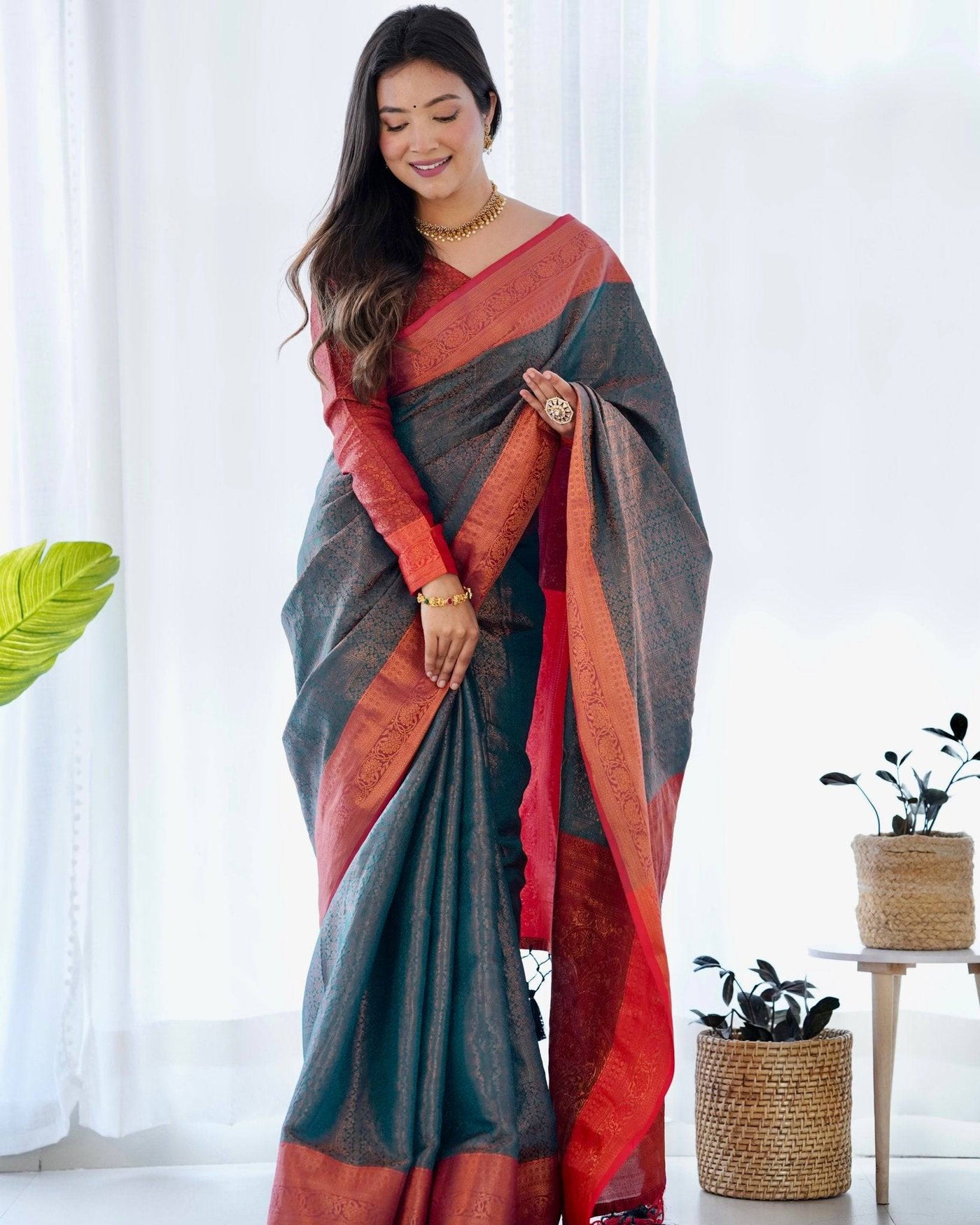 Pure Banarasi Silk Saree Weaved With Copper Zari