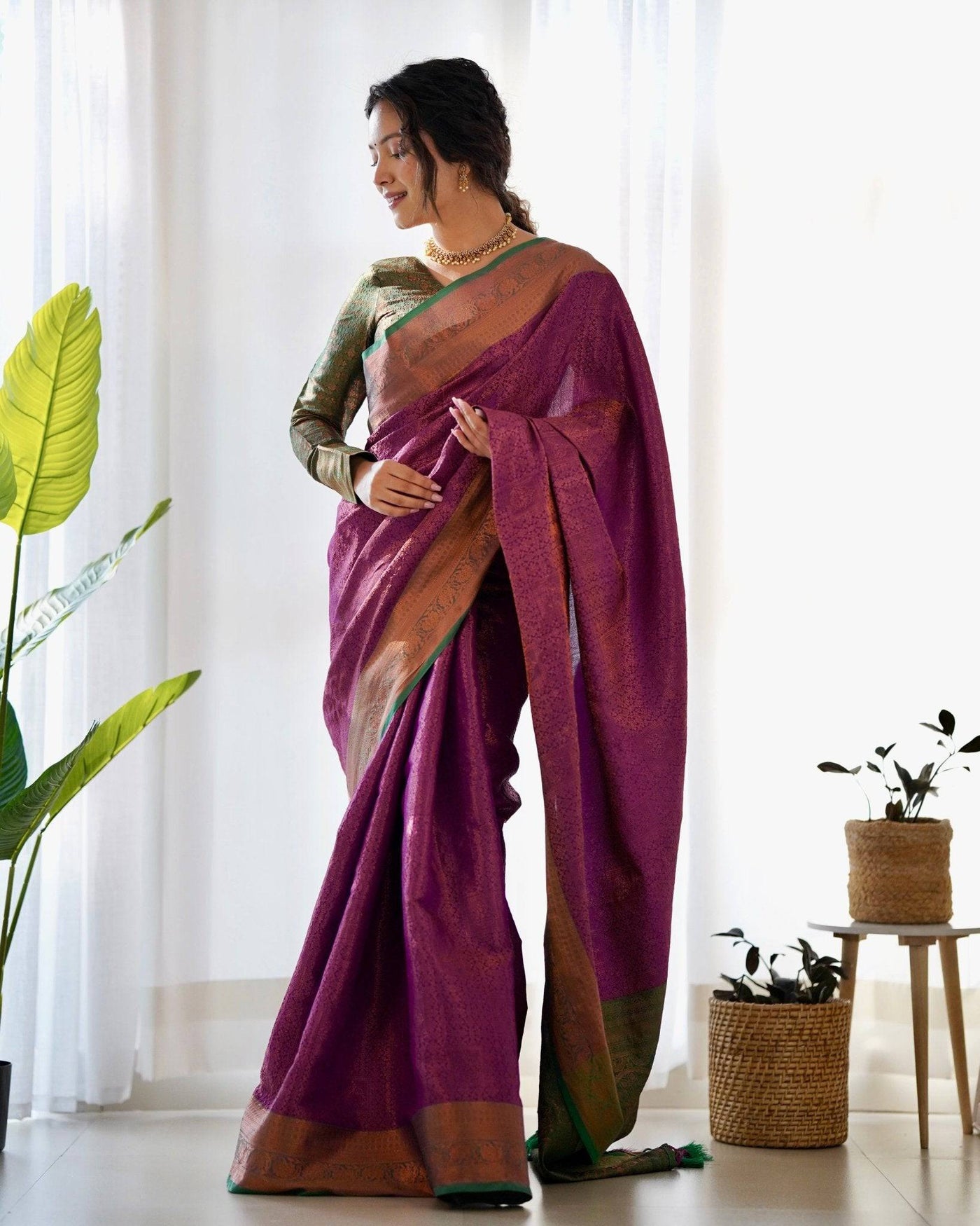 Pure Banarasi Silk Saree Weaved With Copper Zari