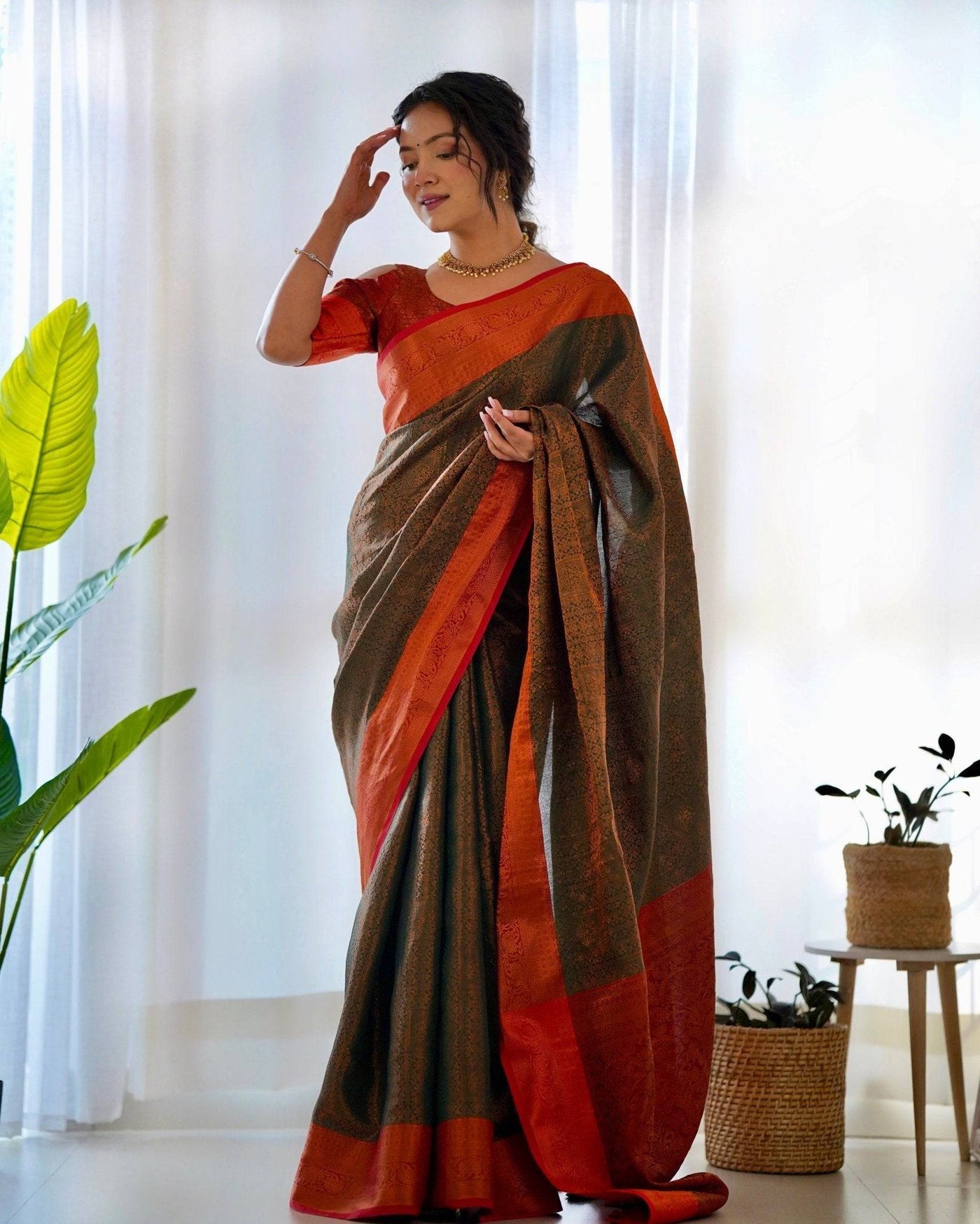 Pure Banarasi Silk Saree Weaved With Copper Zari