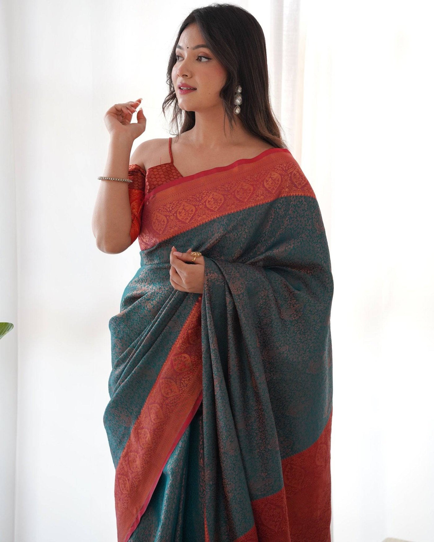 Pure Banarasi Silk Saree Weaved With Copper Zari