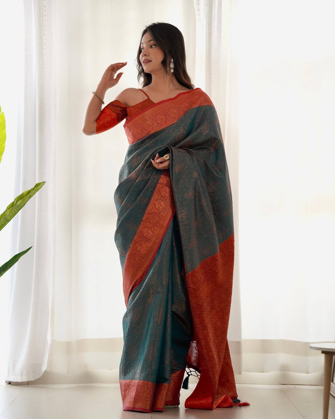 Pure Banarasi Silk Saree Weaved With Copper Zari