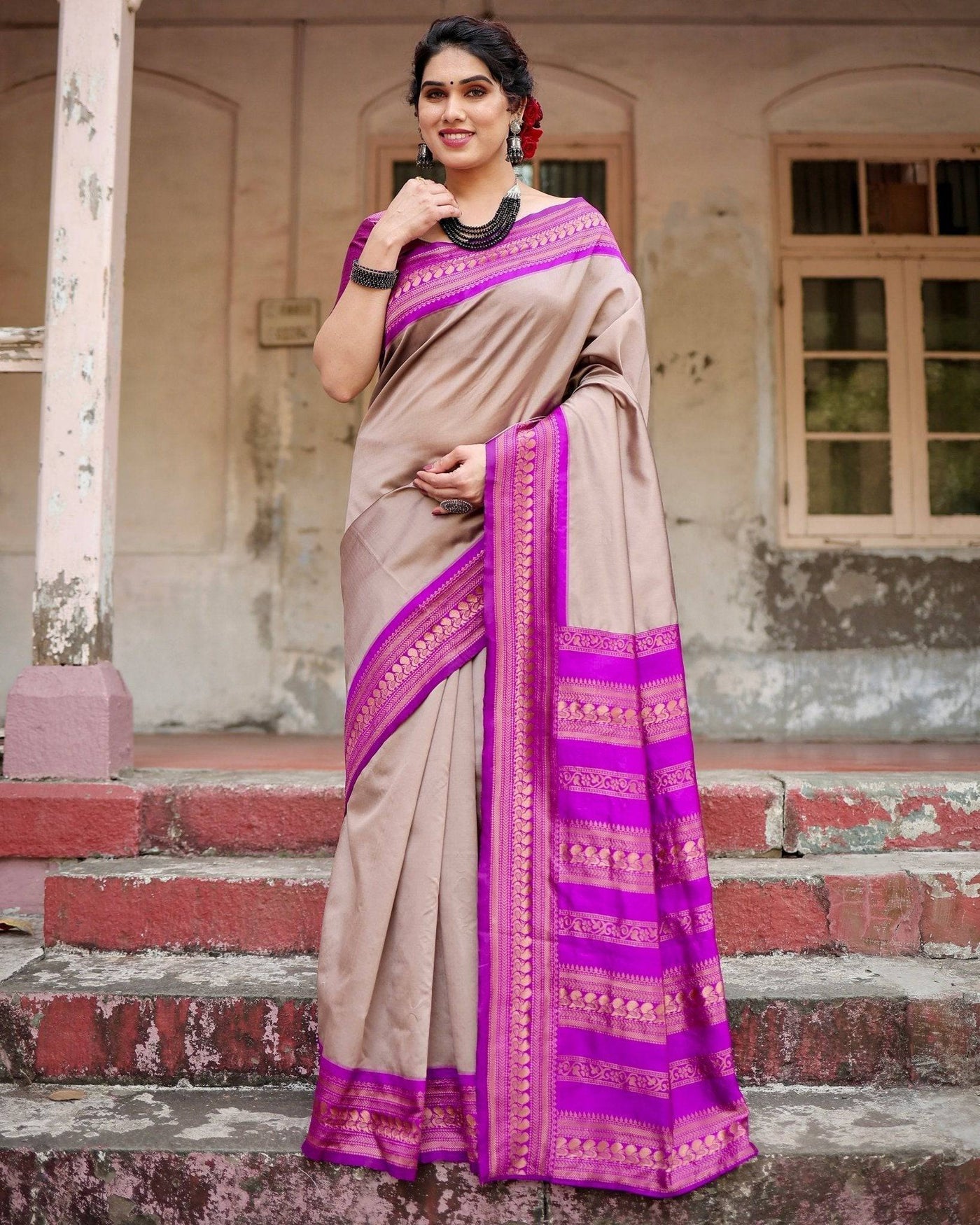 Pure Banarasi Silk Saree Weaved With Zari Comes With Heavy Banarasi Brocade Blouse