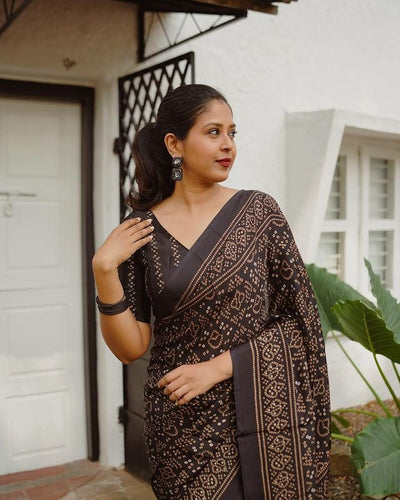 Black Pure Cotton Linen Saree Weaved With Zari Comes With Tassels - Almaari Fashion