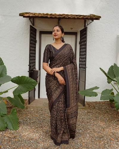 Black Pure Cotton Linen Saree Weaved With Zari Comes With Tassels - Almaari Fashion