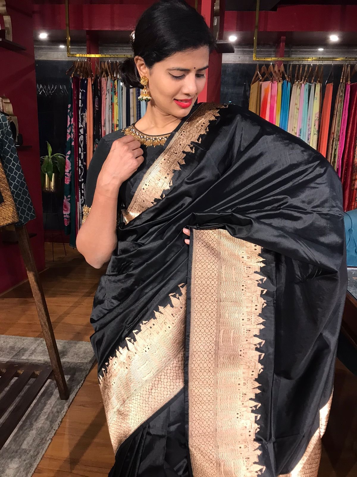 Black Pure Kanjivaram Silk Saree Stylish Blouse Piece - Almaari Fashion