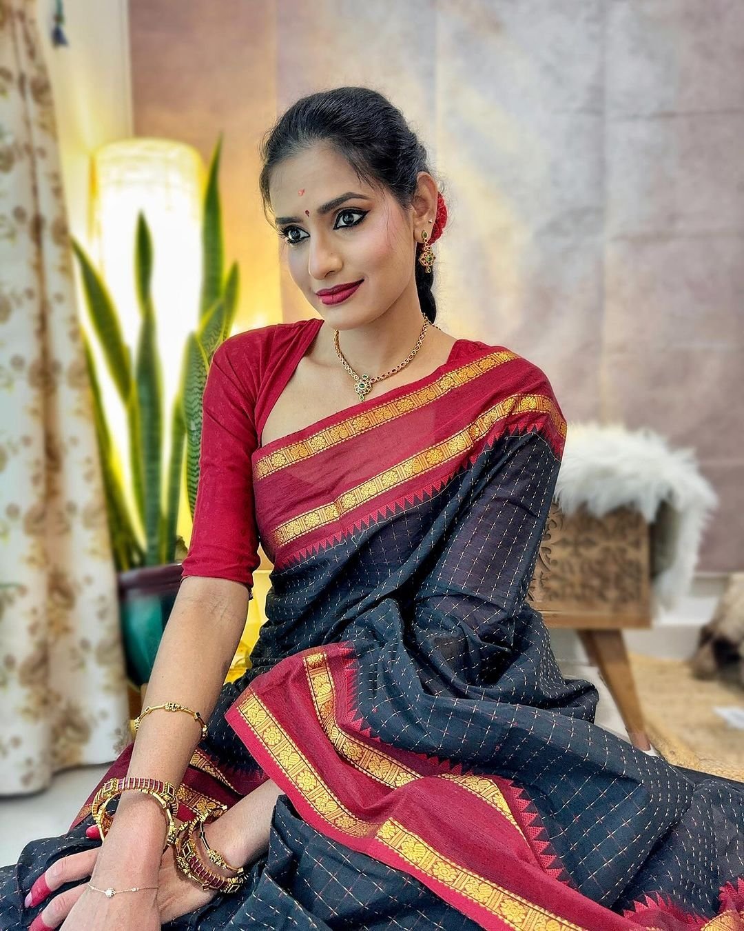 Black Pure Kanjivaram Silk Weaved With Copper Zari Comes With Heavy Kanjivaram Brocade Blouse - Almaari Fashion