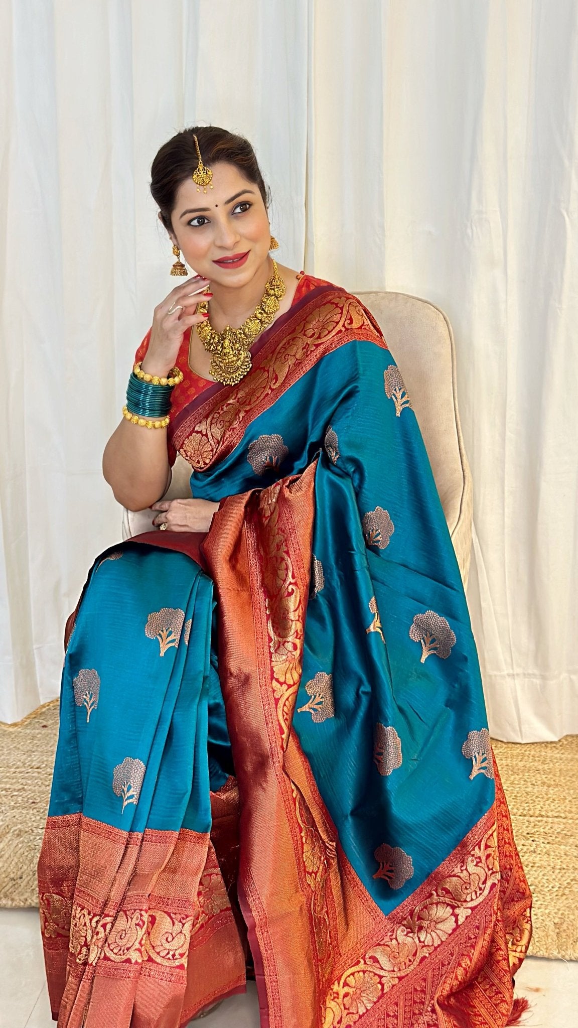 Blue Pure Banarasi Silk Saree Stylish Blouse Piece - Almaari Fashion