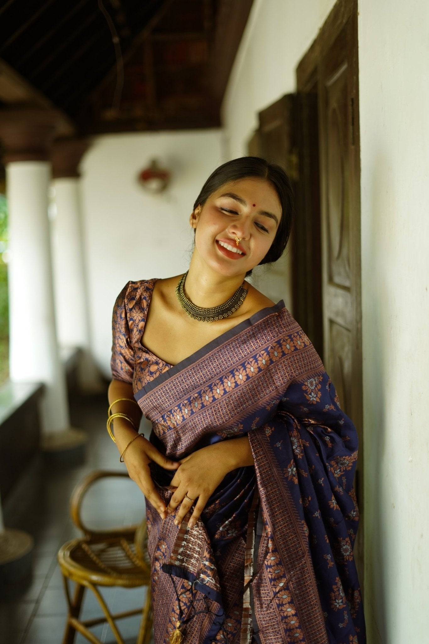 Blue Pure Banarasi Silk Saree With Twirling Blouse Piece - Almaari Fashion