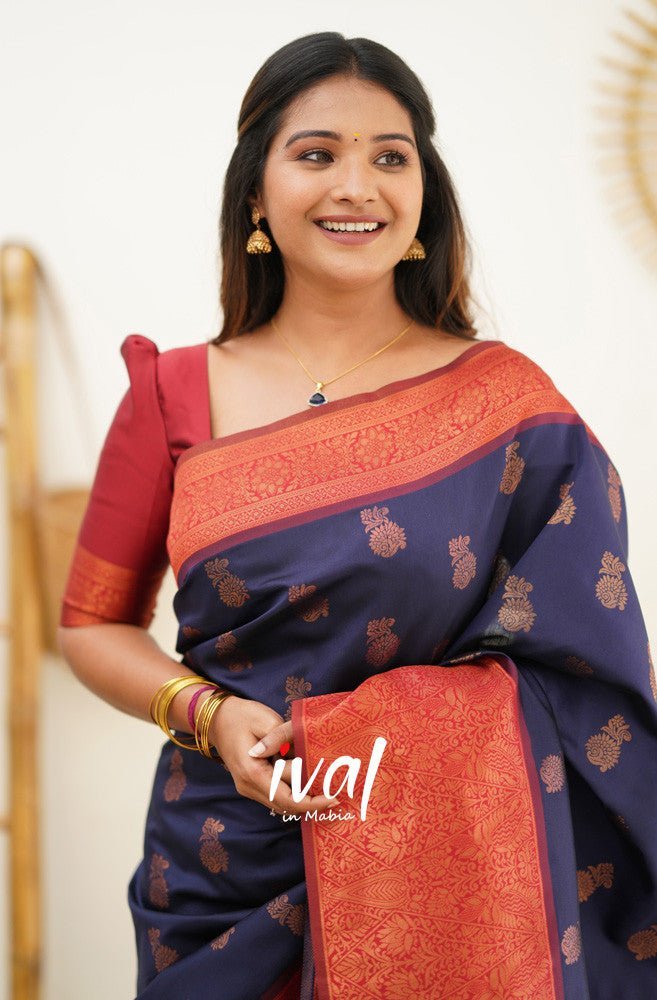 Blue Pure Kanjivaram Silk Saree With Outstanding Blouse Piece - Almaari Fashion