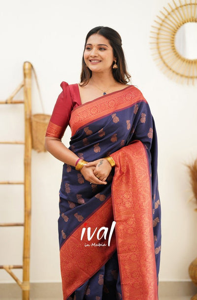 Blue Pure Kanjivaram Silk Saree With Outstanding Blouse Piece - Almaari Fashion