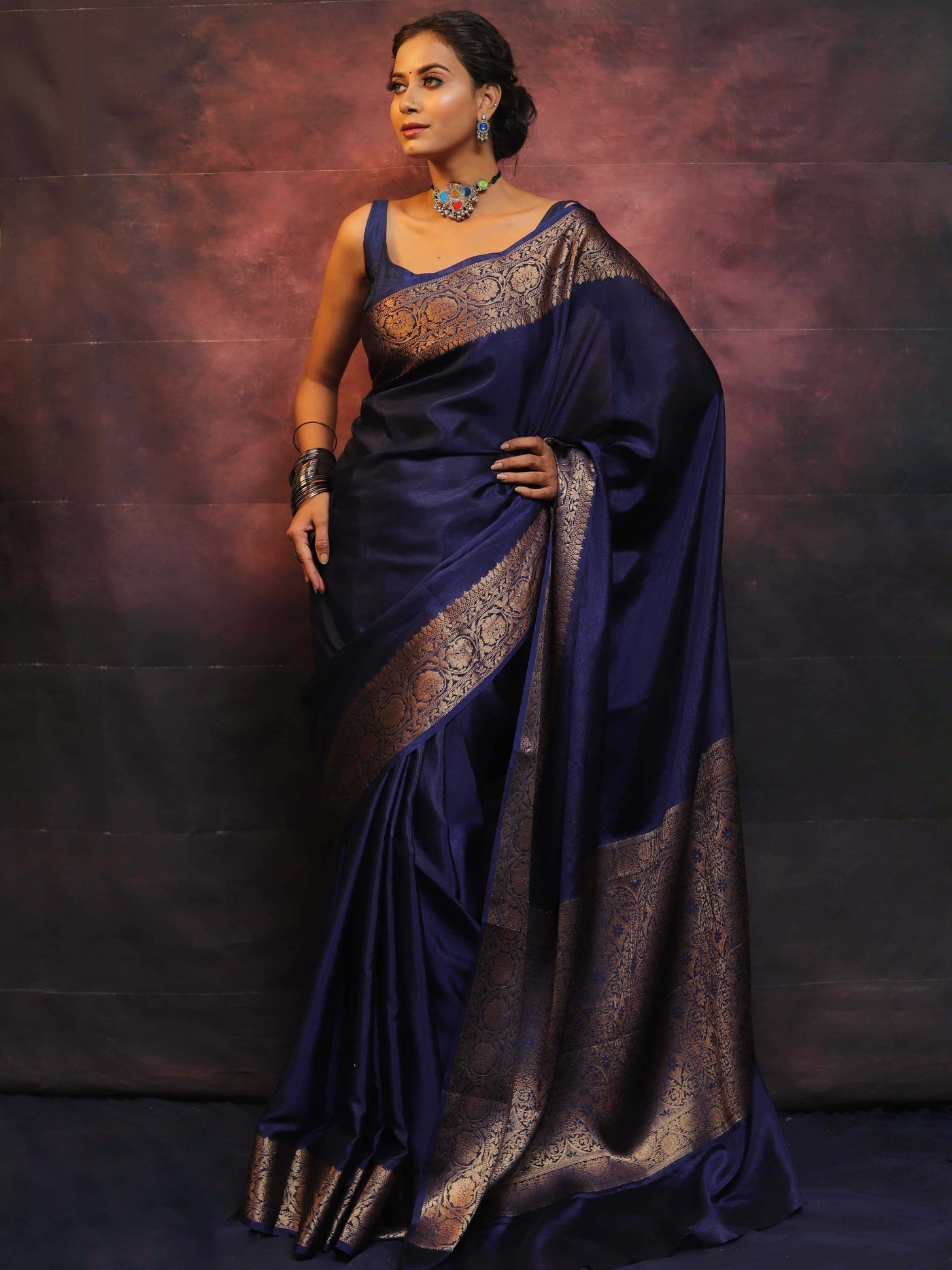 Blue Pure Kanjivaram Silk Weaved With Copper Zari Comes With Heavy Kanjivaram Brocade Blouse - Almaari Fashion