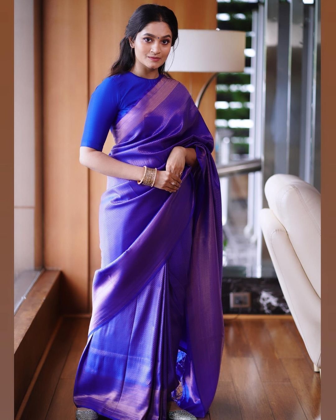 Blue Pure Kanjivaram Silk With Twirling Blouse Piece - Almaari Fashion