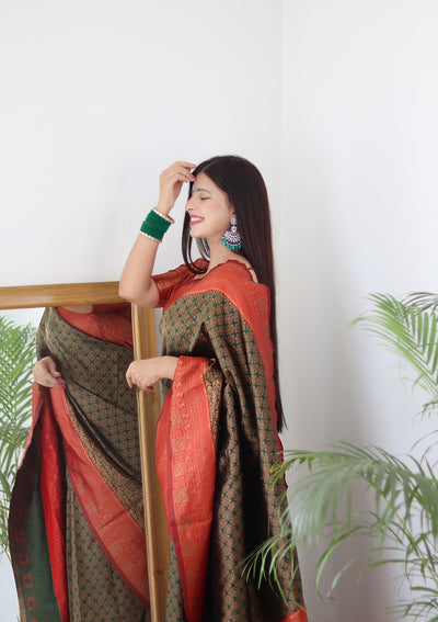 Dark Green & Red Border Pure Banarasi Silk Saree Stylish Blouse Piece - Almaari Fashion